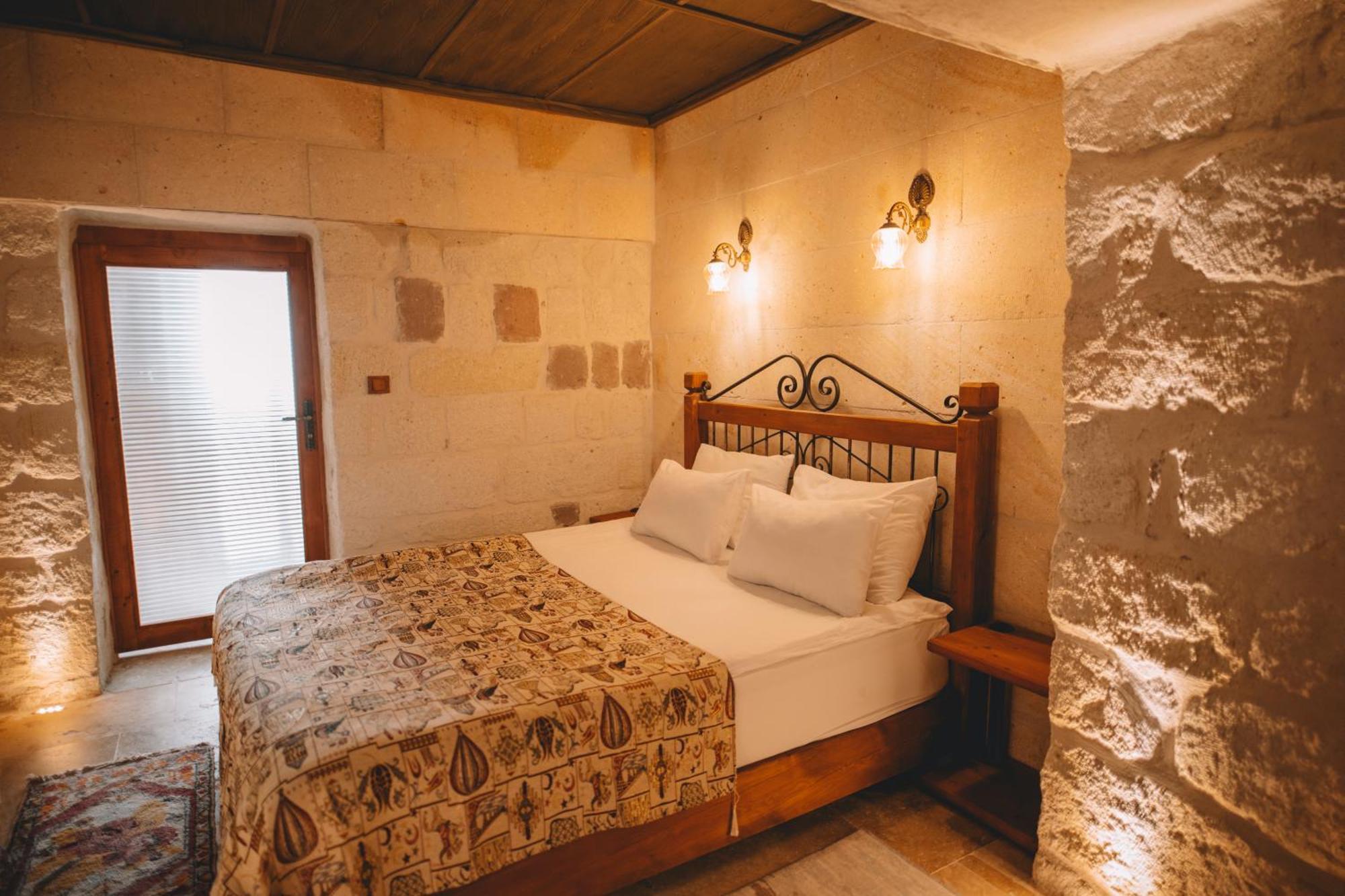 Bed and Breakfast Cavusin Cave House-Cappadocia Гьореме Екстер'єр фото