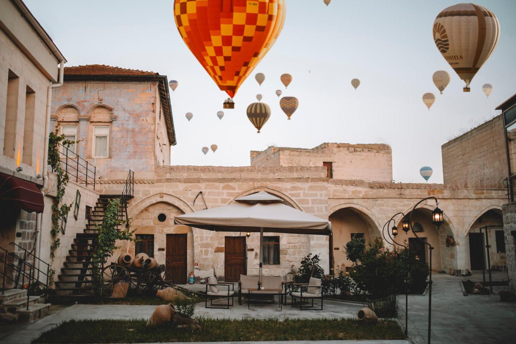 Bed and Breakfast Cavusin Cave House-Cappadocia Гьореме Екстер'єр фото